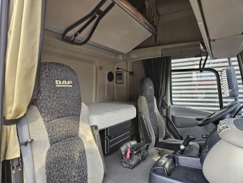 CF 85.410 / HIAB 70TM + JIB / 8X2 / KRAN/CRANE